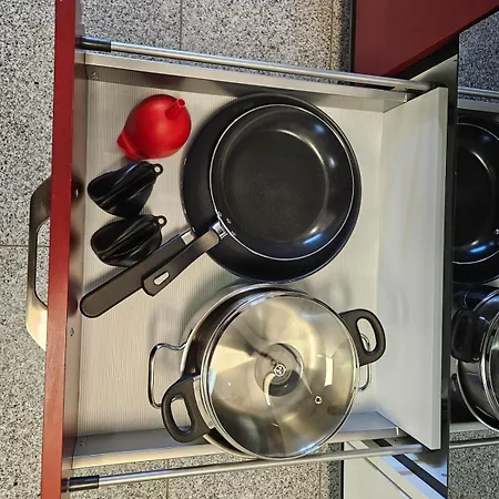 Appartement Laax, Parking, Ski, Room, Self Check-in Wi-fi Caumasee